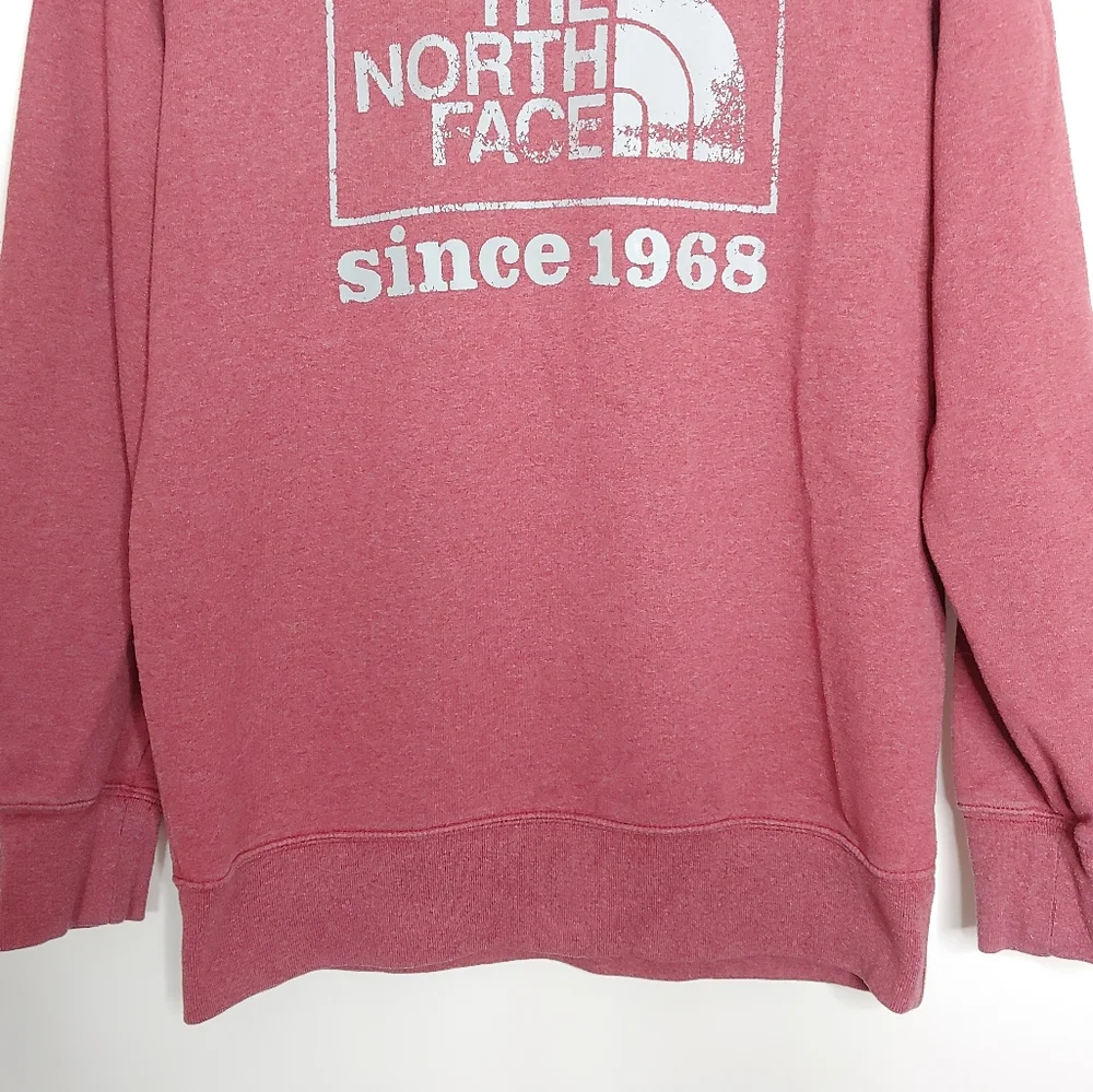 The North Face Men's Light Red Pullover Faded Crew Neck Sweatshirt Size Small